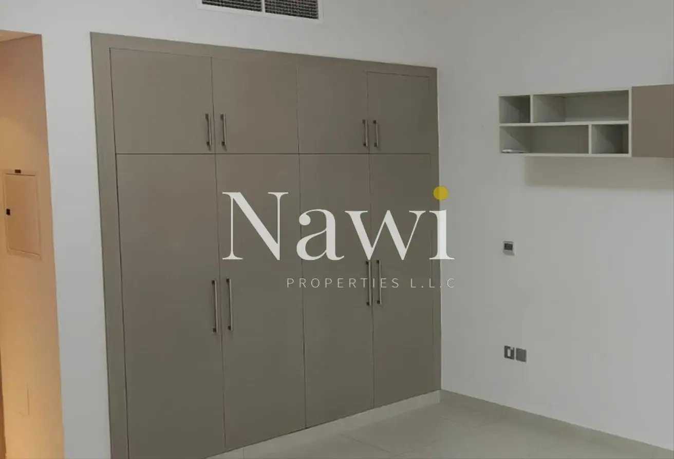 Unfurnished | Ready to Move In | Studio