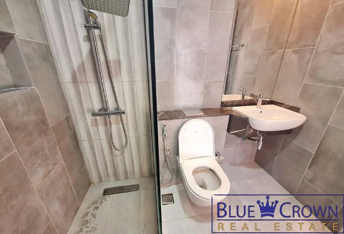 Elegant 2BR with Spacious Layout
