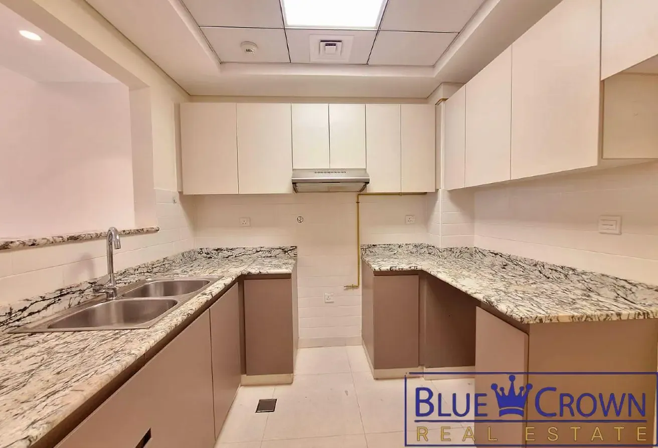 Spacious 1 Bedroom with Excellent Amenities