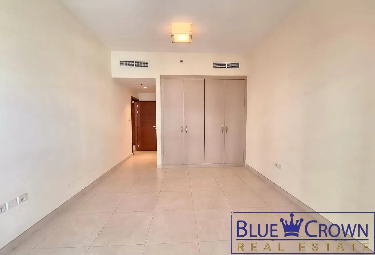 Spacious 1 Bedroom with Excellent Amenities