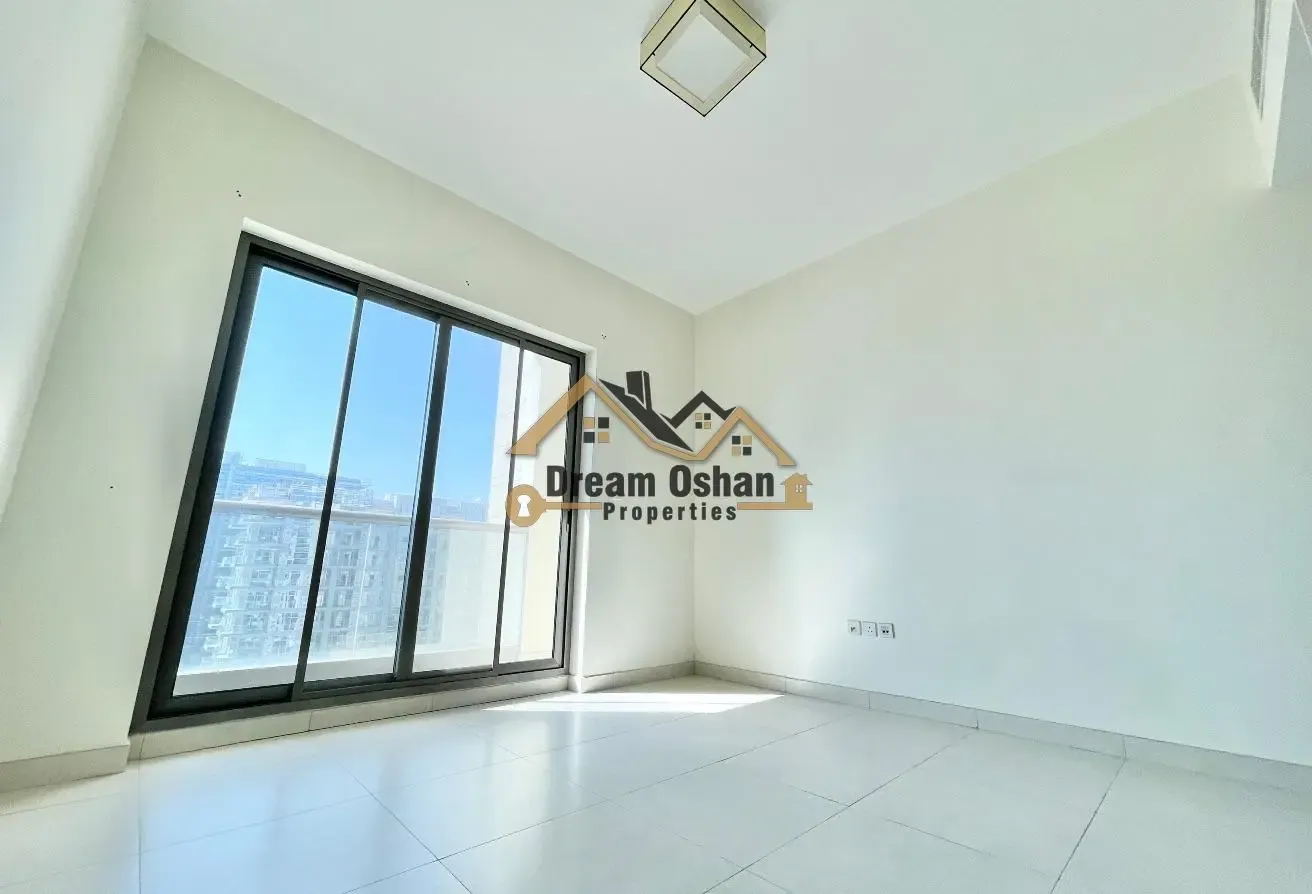 Premium 2BHK |High Floor | Prime location HCC2