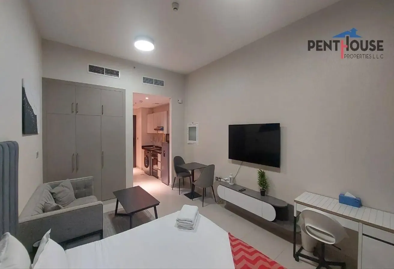 Nice Fully Furnish | Pool View | Prime Location