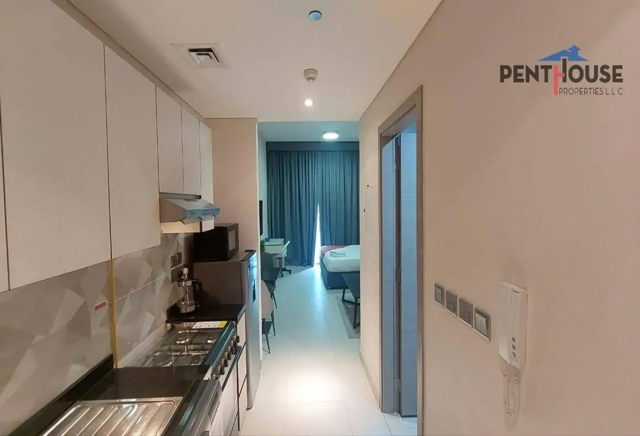 Nice Fully Furnish | Pool View | Prime Location