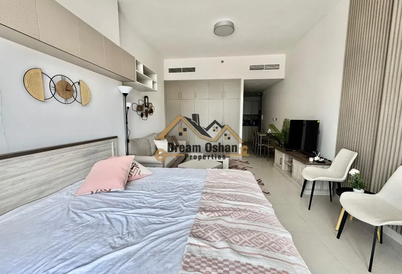 Furnished Studio With Balcony | Elegant Layout