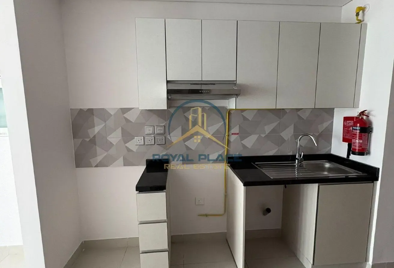 Panoramic Burj View | Elegant Studio | Unfurnished