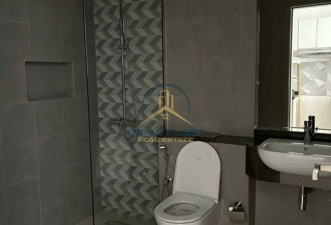 Panoramic Burj View | Elegant Studio | Unfurnished