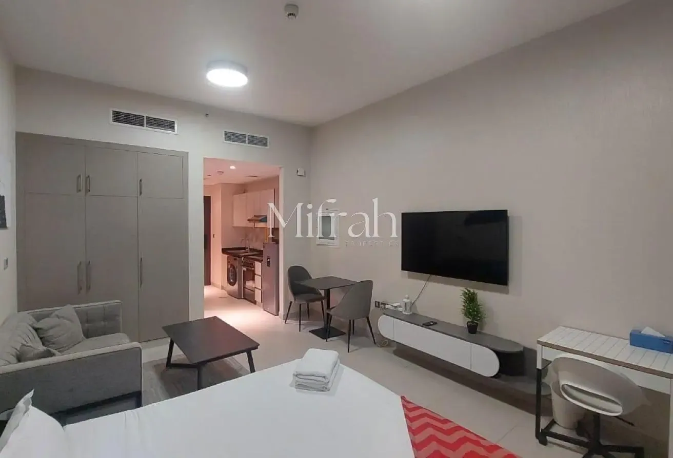 Luxury Furnished Studio |  Pool & Creek Beach View
