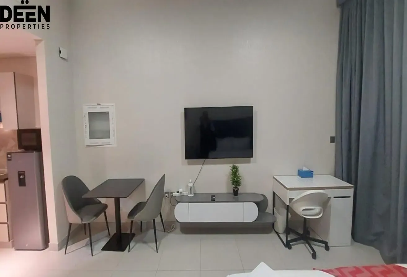 Fully Furnished I Vacant I Ready to Move