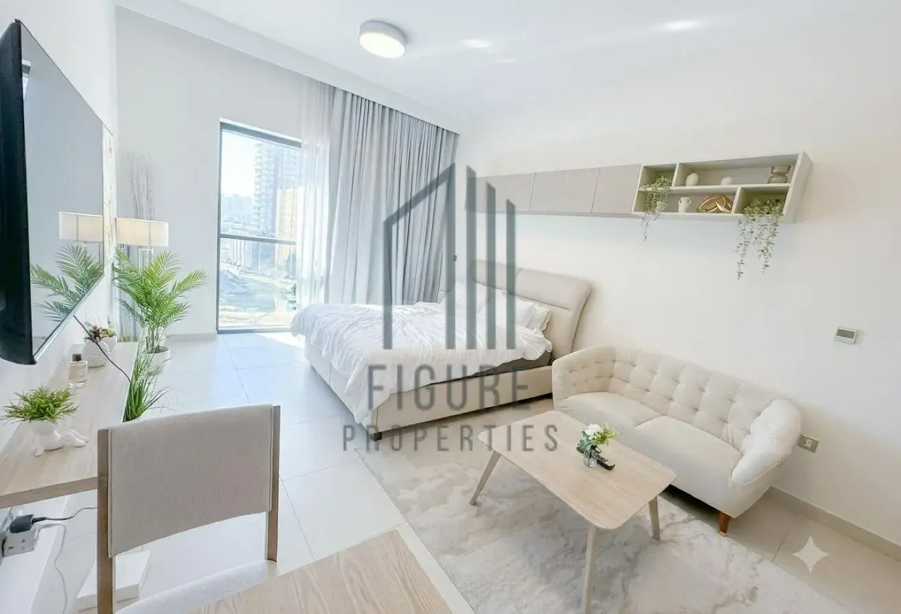 Fully Furnished | Vacant | Spacious Layout
