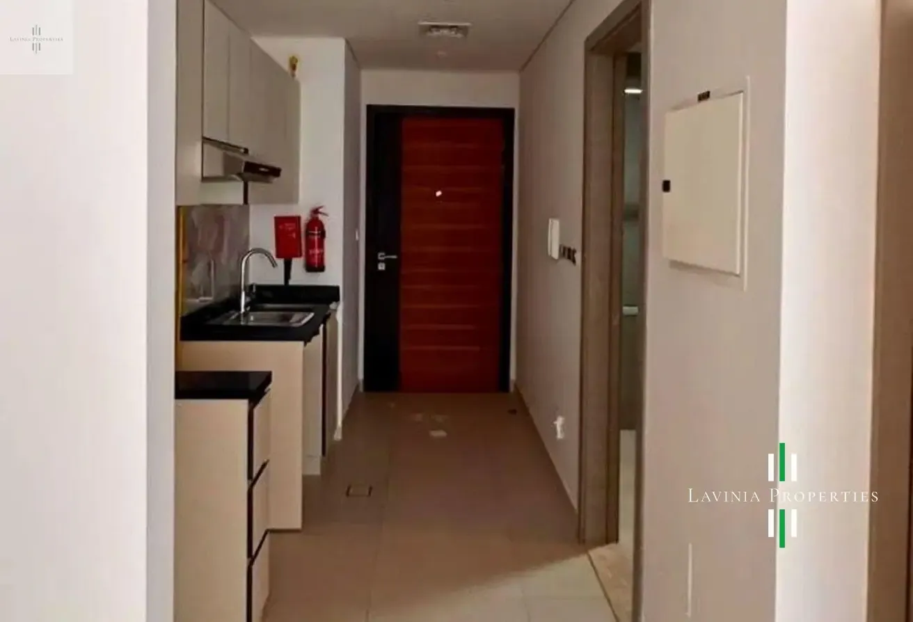 SPACIOUS STUDIO | WELL-MAINTAINED | PRIME LOCATION
