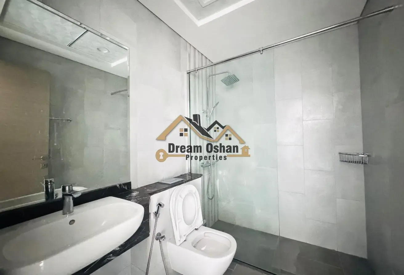 LUXURY 2BHK IN 125K/ WITH ALL AMENITIES