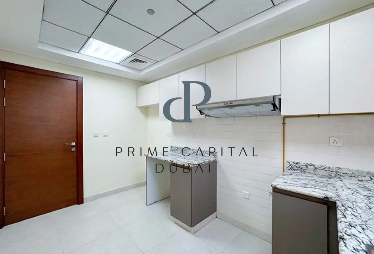 High-Floor Spacious 2BR | Unfurnished | Vacant
