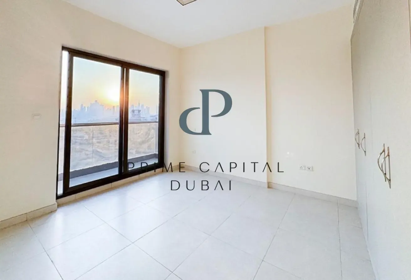 High-Floor Spacious 2BR | Unfurnished | Vacant