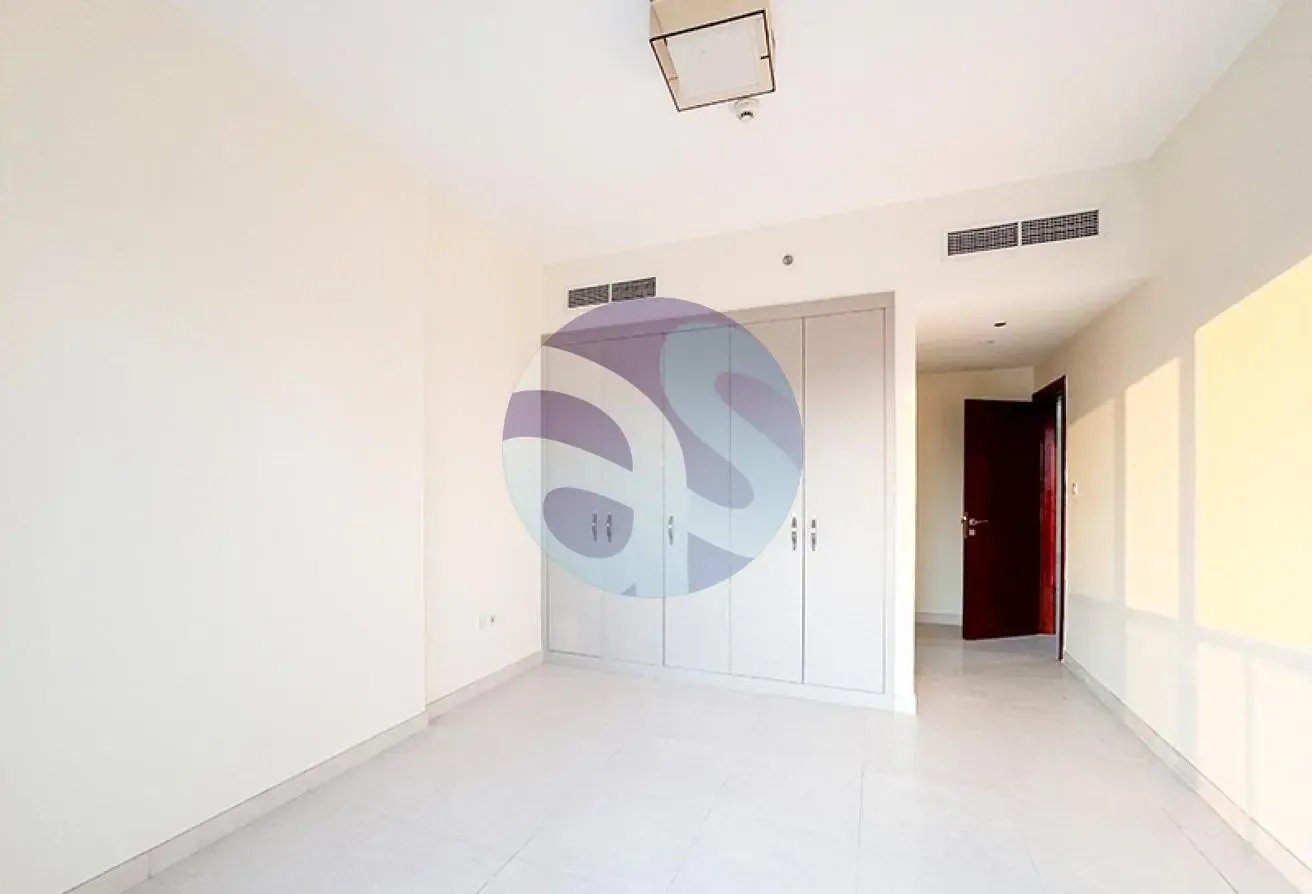 Spacious And Ready To Move In 2 BHK For Rent | LOC