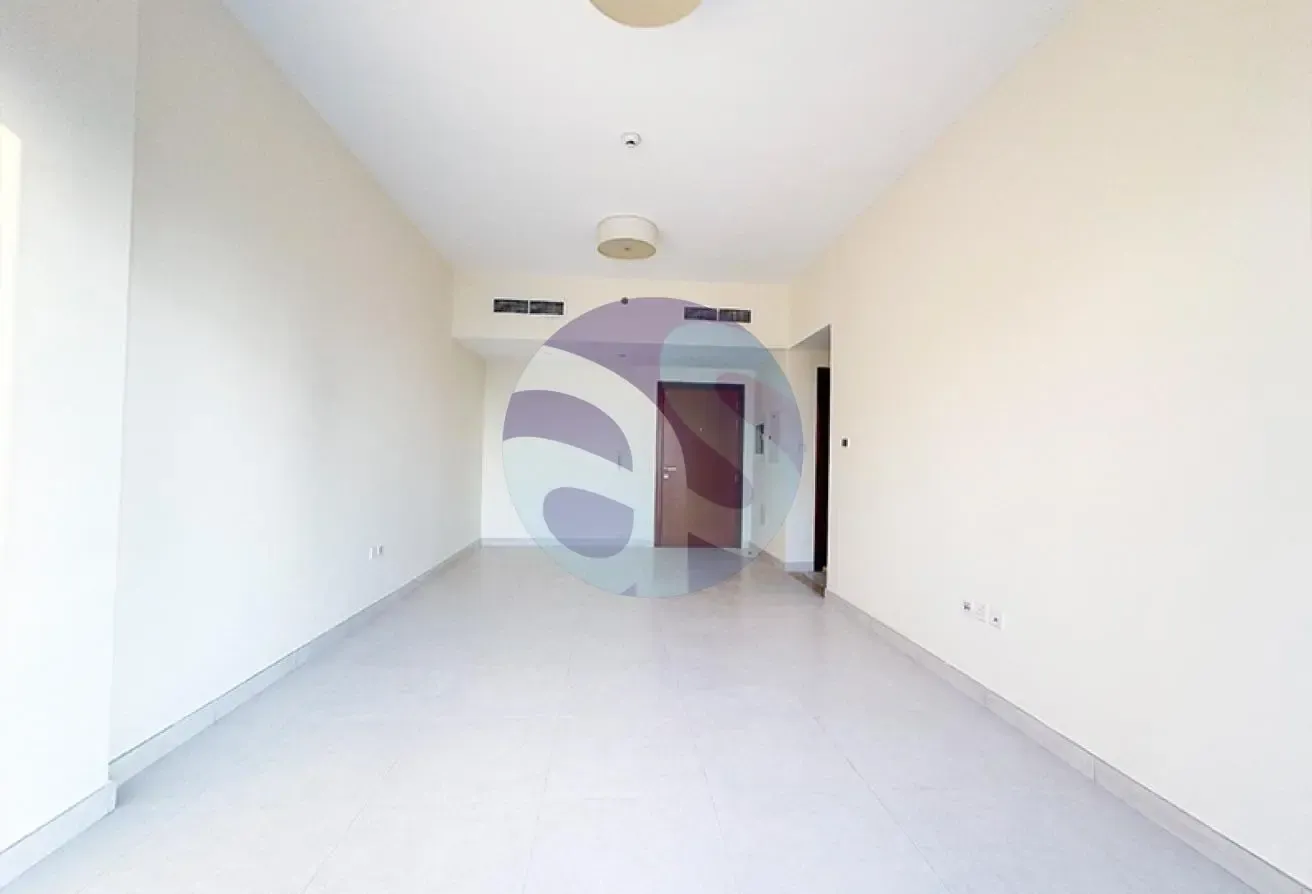 Spacious And Ready To Move In 2 BHK For Rent | LOC