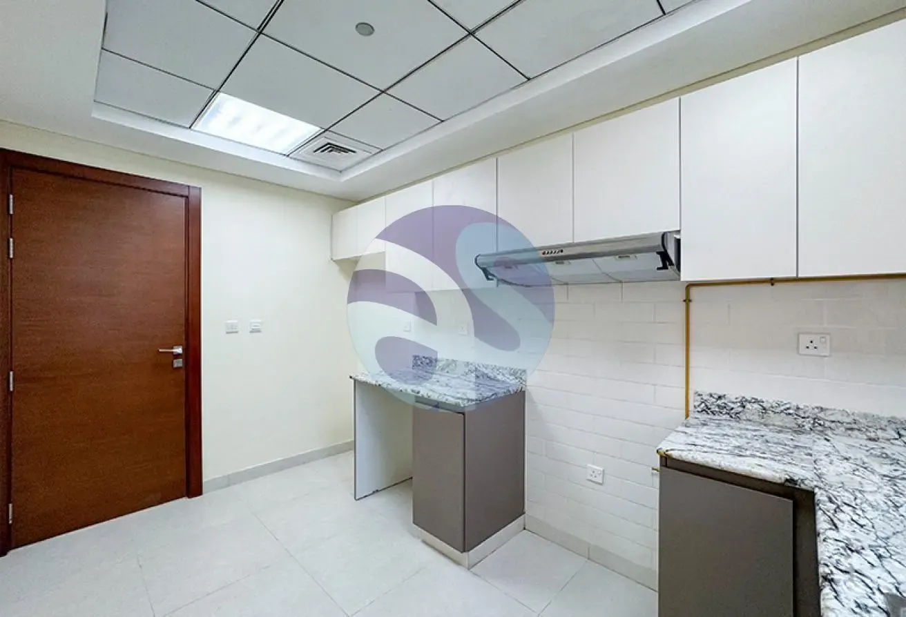 Spacious And Ready To Move In 2 BHK For Rent | LOC