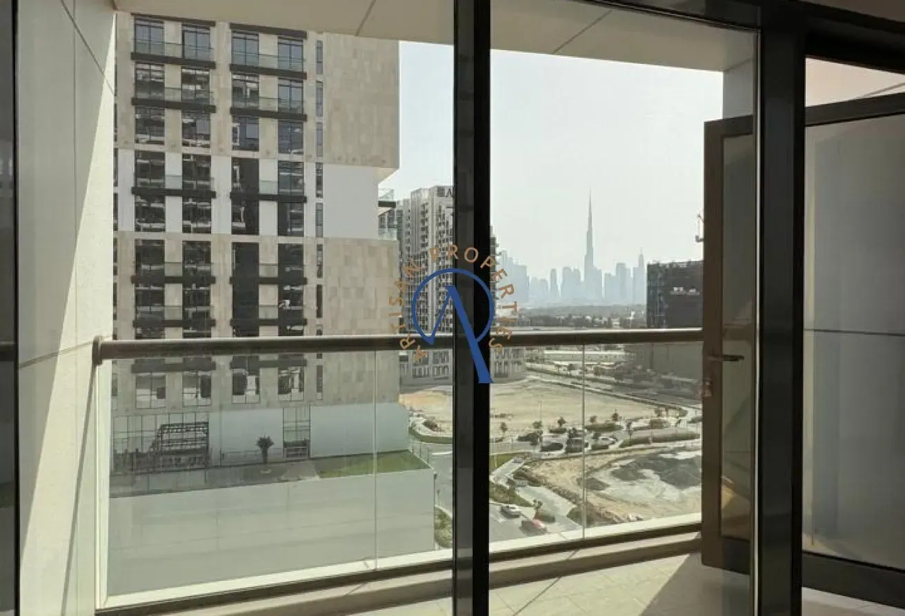 BURJ KHALIFA VIEW | UNFURNISHED | VACANT