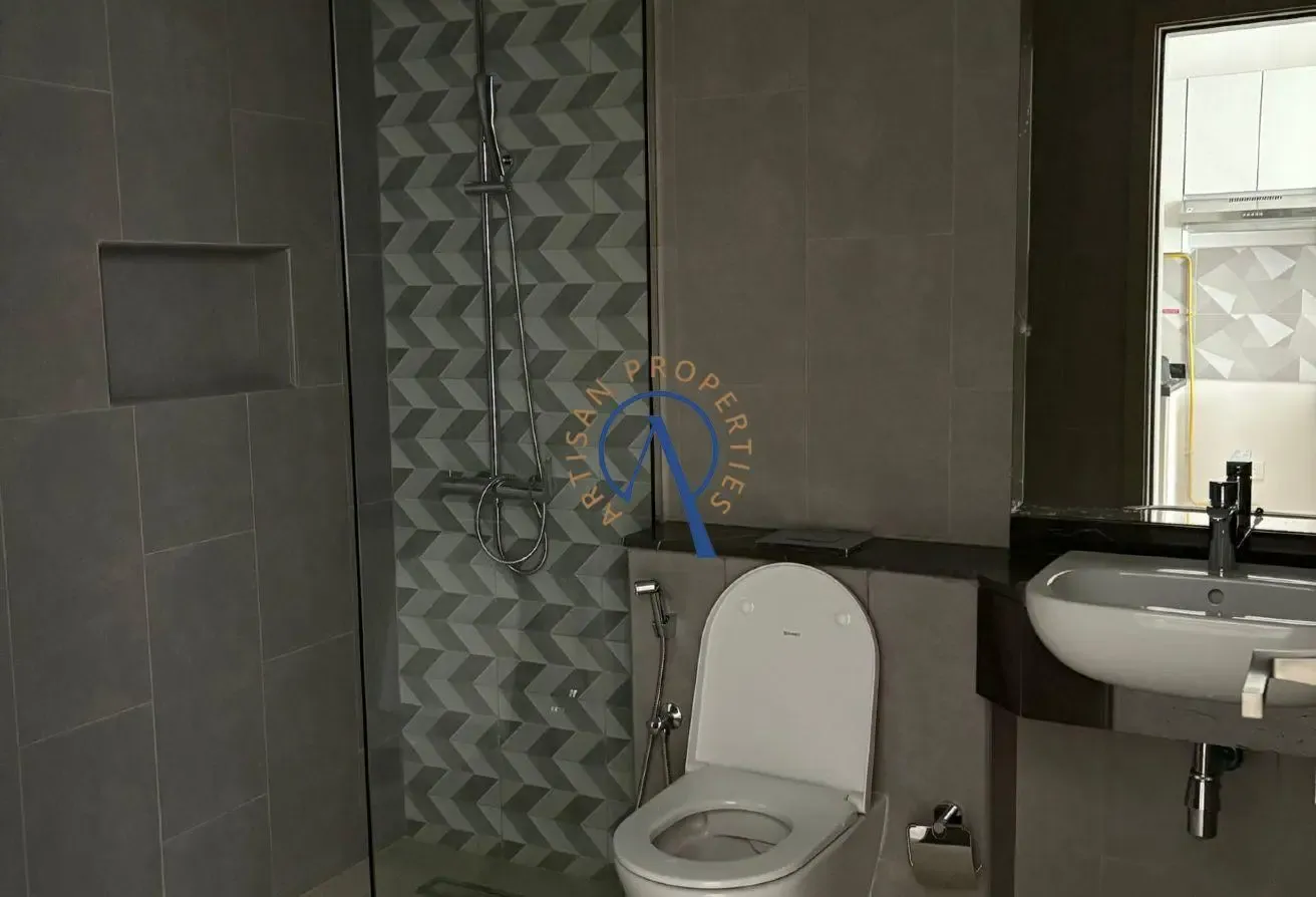 BURJ KHALIFA VIEW | UNFURNISHED | VACANT