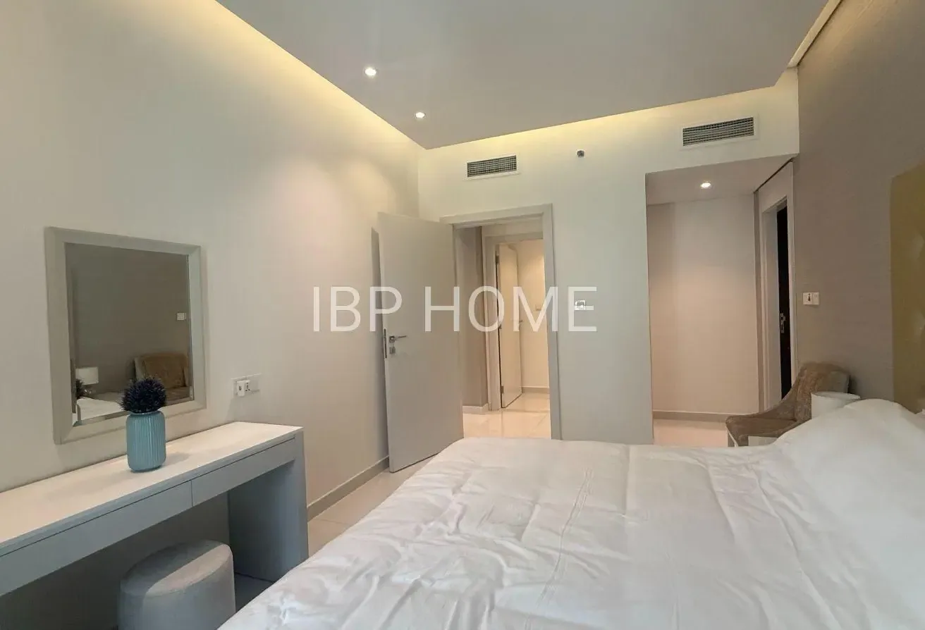 2 BR Apartment in Business Bay