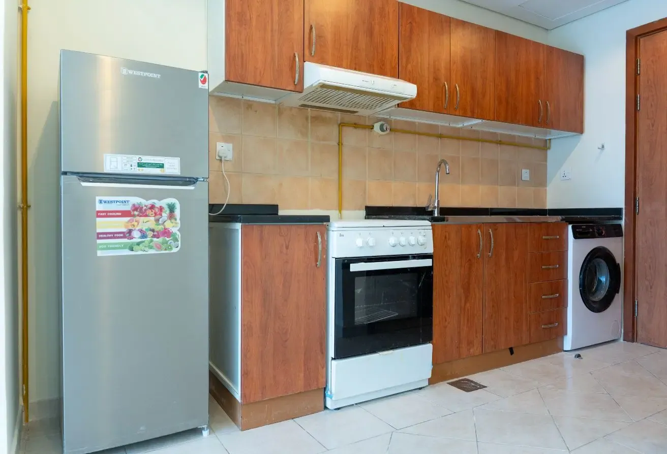 BIG STUDIO | LAKE VIEW | SEMI FURNISHED
