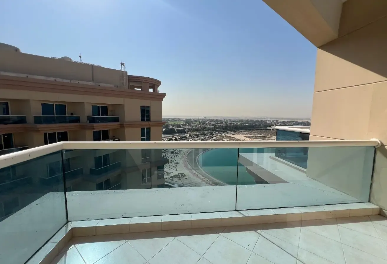 BIG STUDIO | LAKE VIEW | SEMI FURNISHED