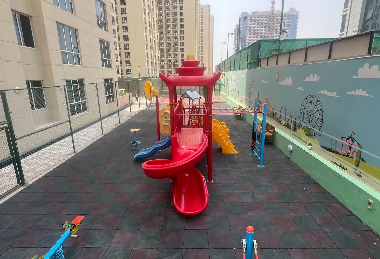 BIG STUDIO | LAKE VIEW | SEMI FURNISHED