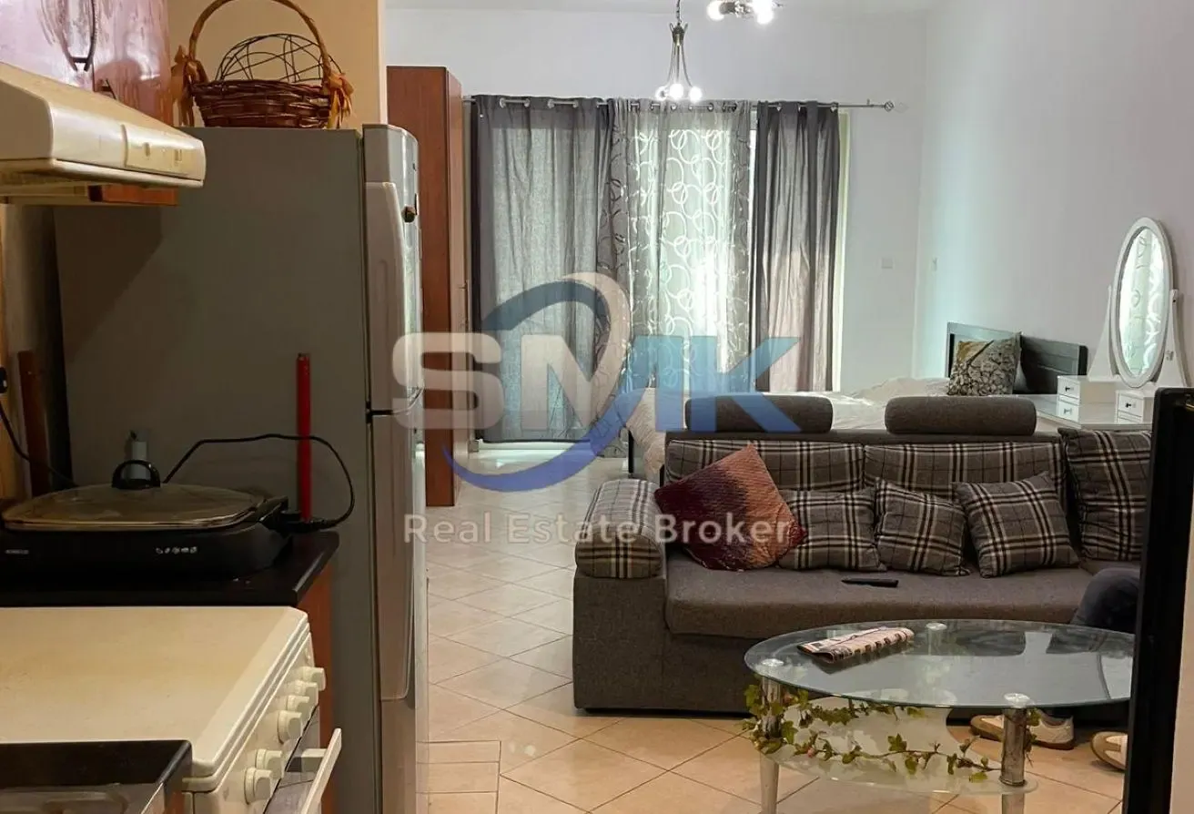 FURNISHID STUDIO FOR RENT IMPZ THE CRESCENT TOWER