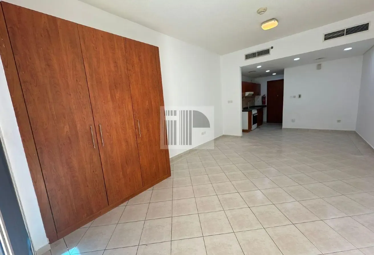 1 Month Free | Pool and Lake View | With Parking