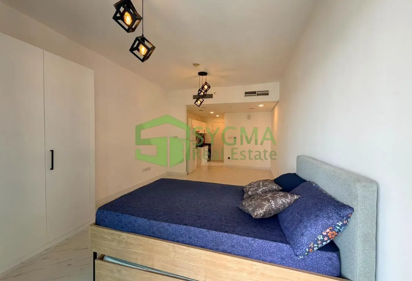 Well Maintained || Highly upgraded Studio