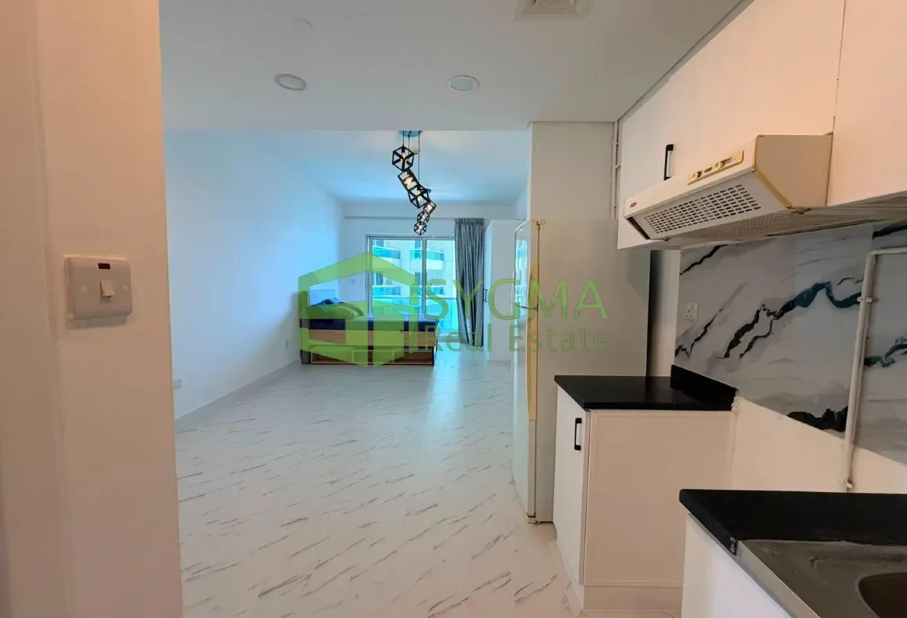 Well Maintained || Highly upgraded Studio