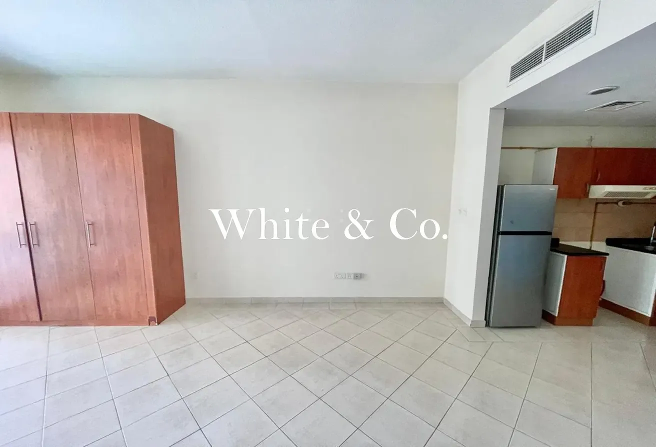 Unfurnished | Flexi Cheques | Best Price