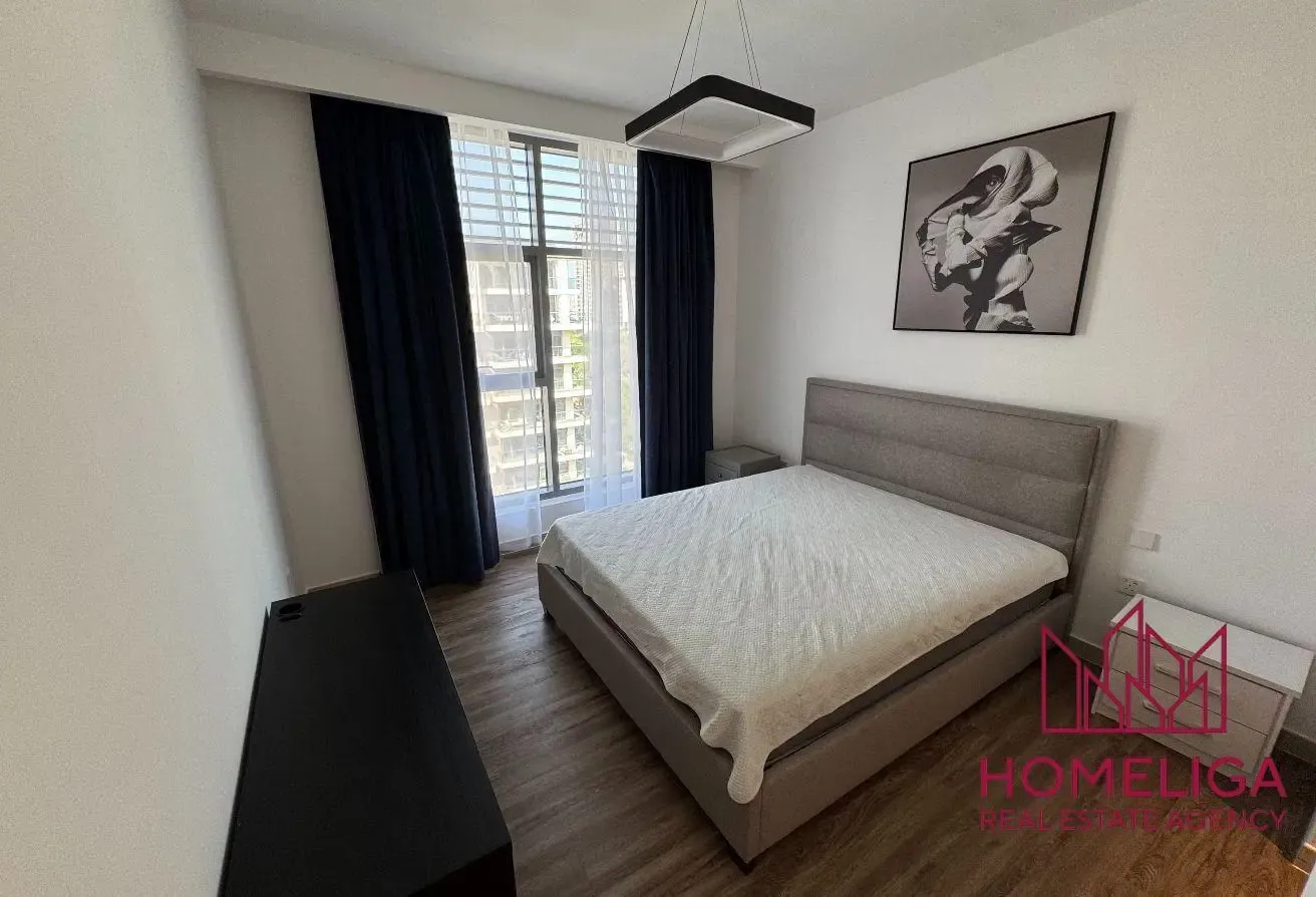Spacious | Park and Amenities View | Furnished