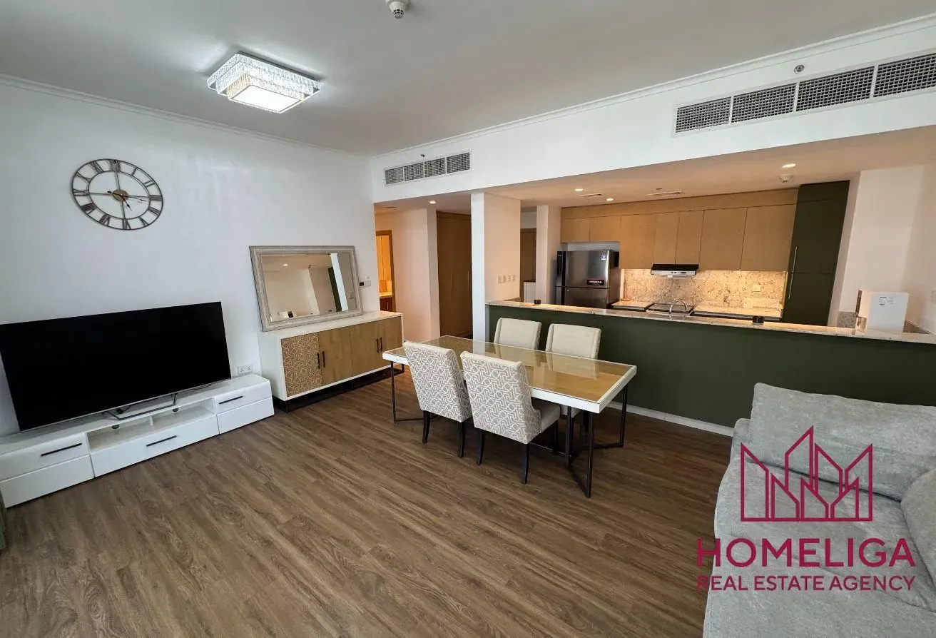 Spacious | Park and Amenities View | Furnished