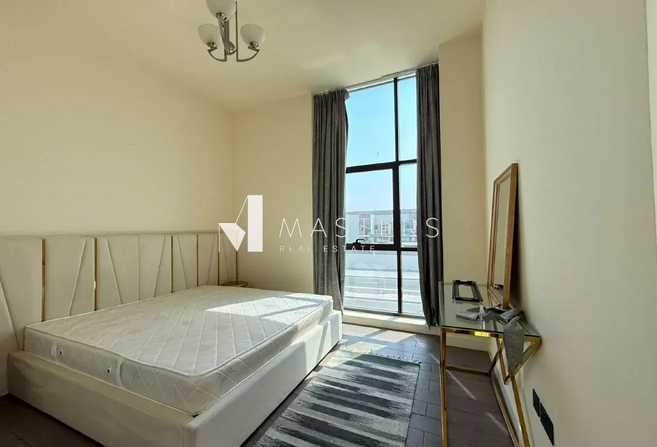 Single Row | Ready to Move | Furnished 4BR