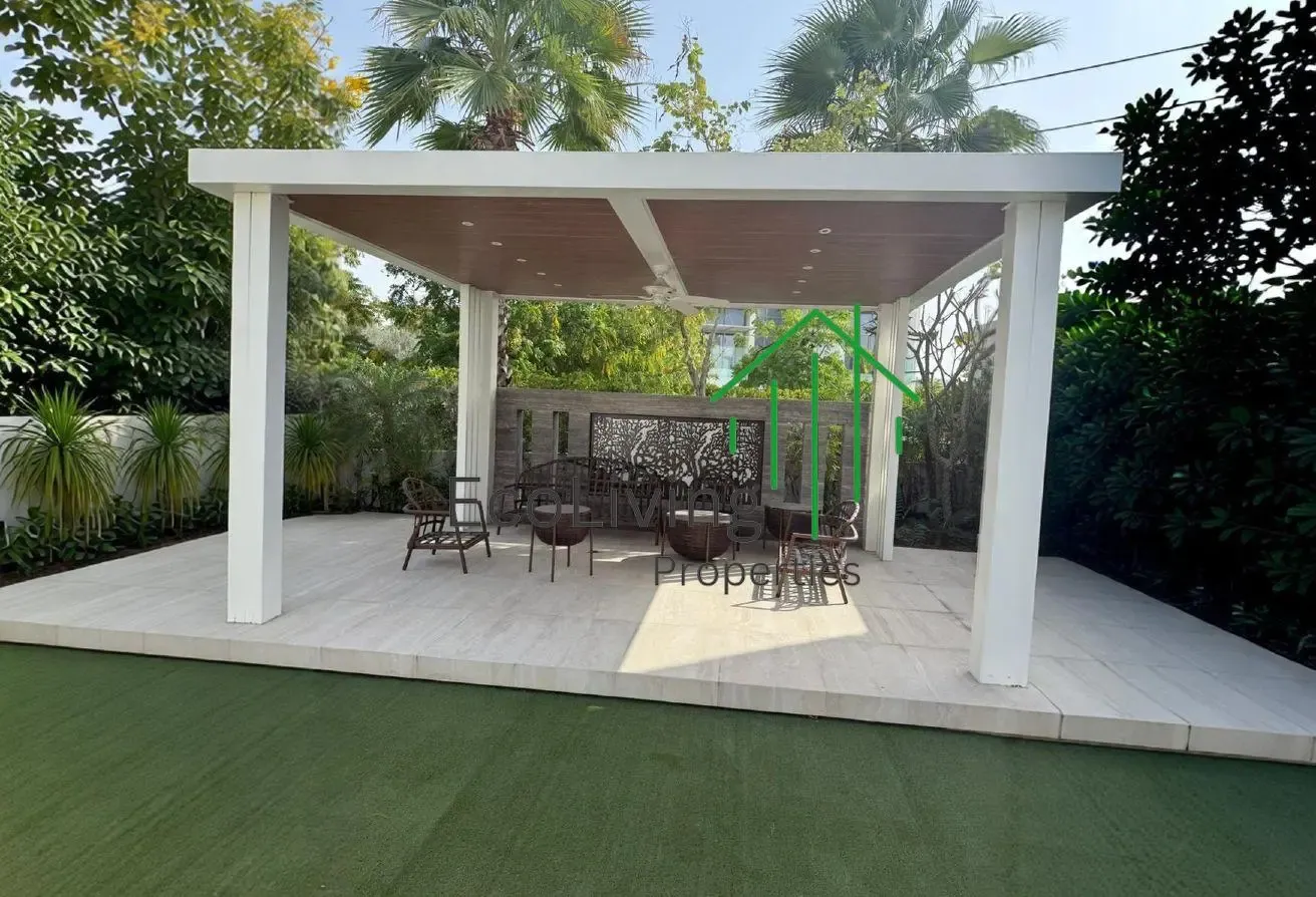 Vacant Now | Furnished Villa | Big Plot | Contemp