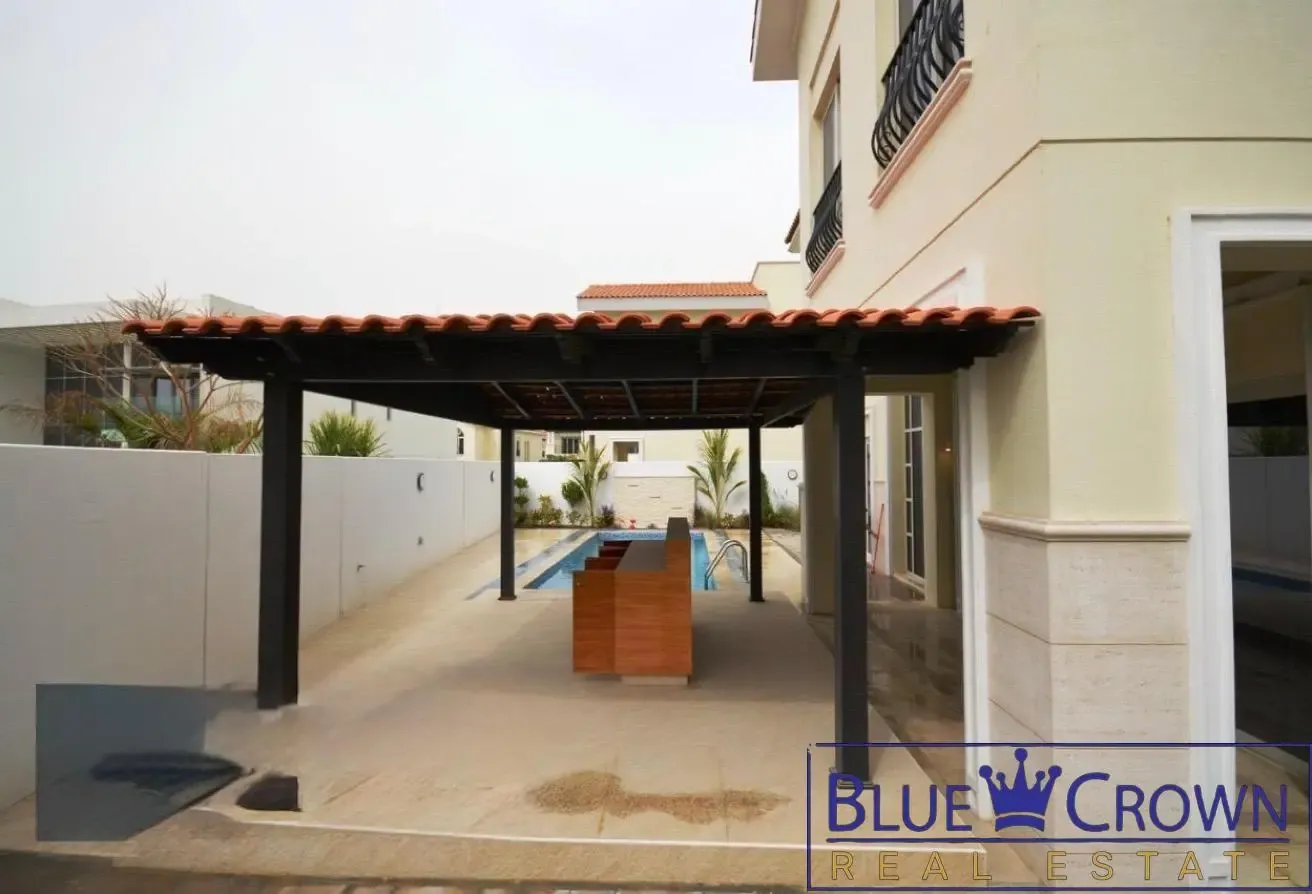 5 BR VILLA FOR RENT INNMBR + POOL — READY TO MOVE