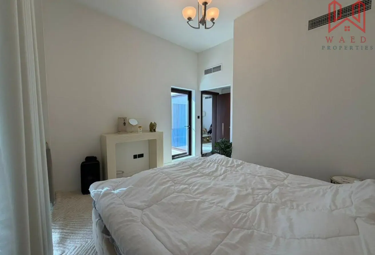 Stunning 4BR Villa|Fully Furnished|Private Garden|