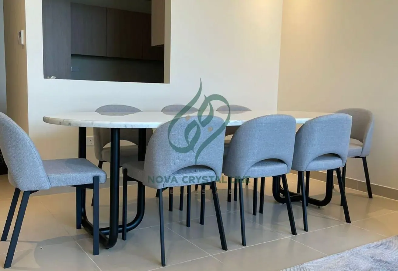 Fully Furnished | Middle Unit | Community View