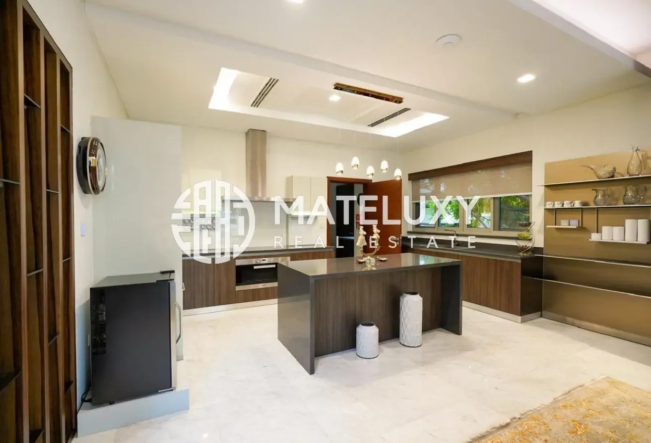 5BR Villa plus Maid | Furnished | Ready to Move In