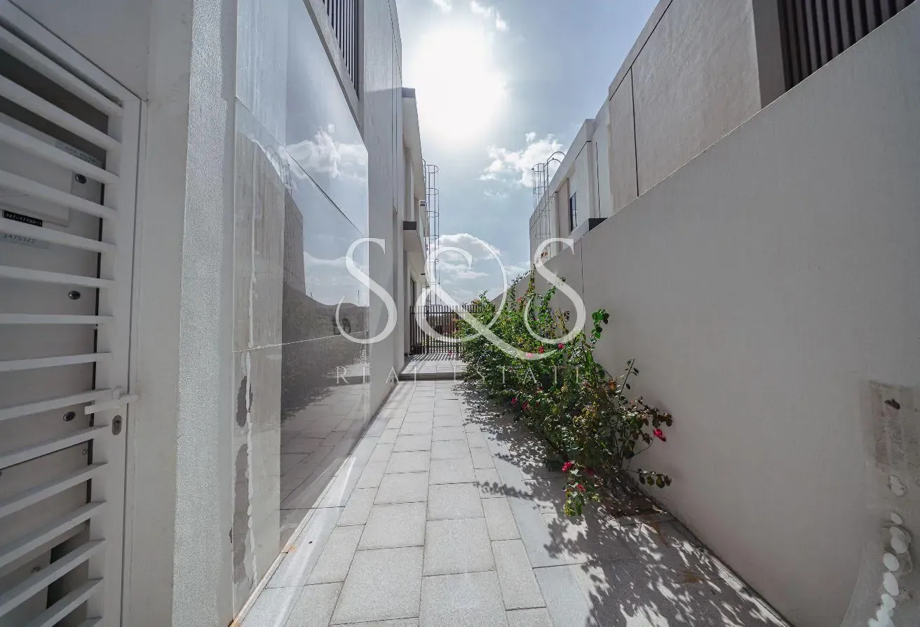 Fully Furnished | 6 or 12Months Contract