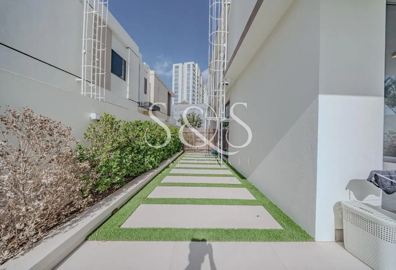 Fully Furnished | 6 or 12Months Contract