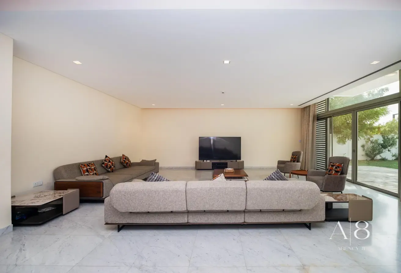 Vacant | Spacious Contemporary Villa | Pool