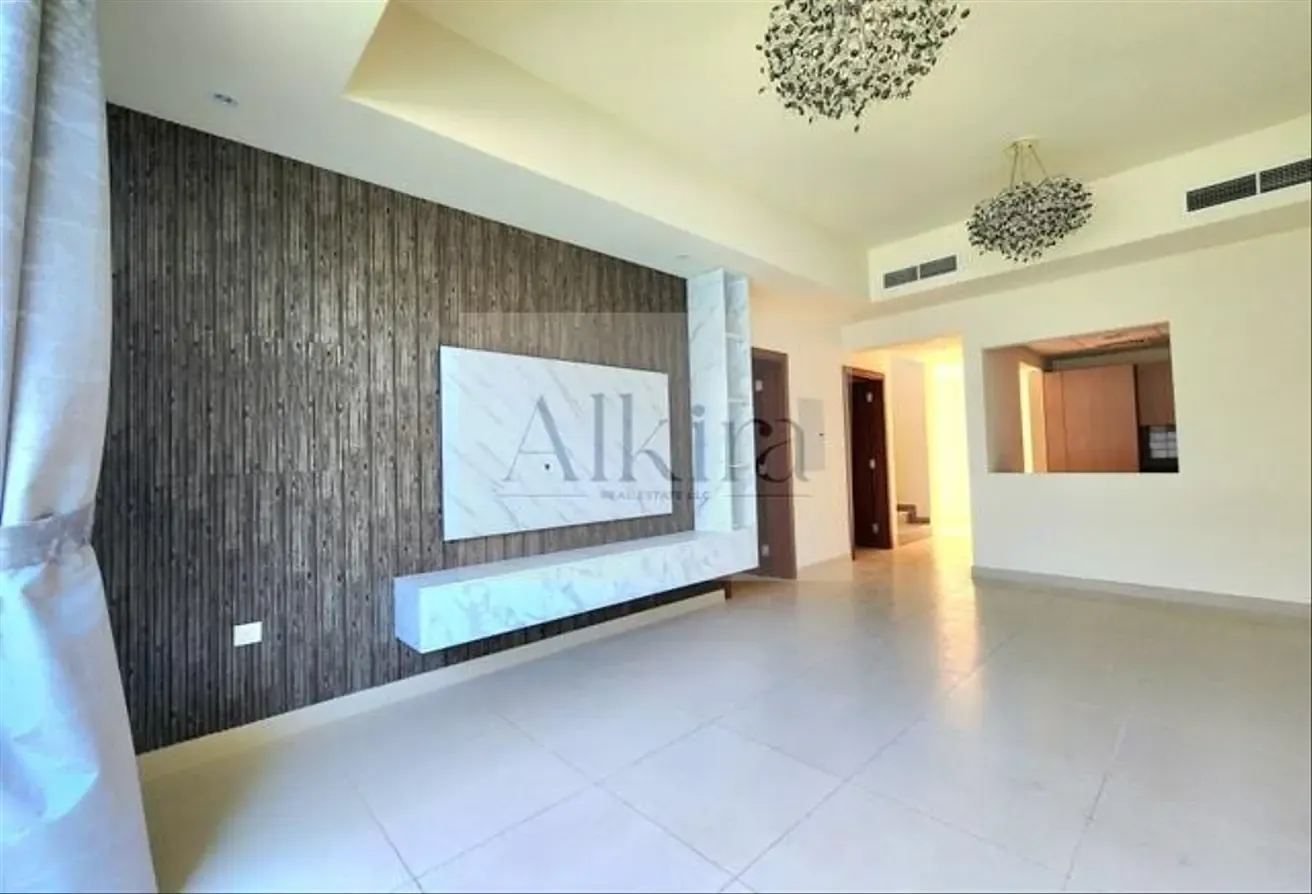 Upgraded | UnFurnished | 4 BR+Maids