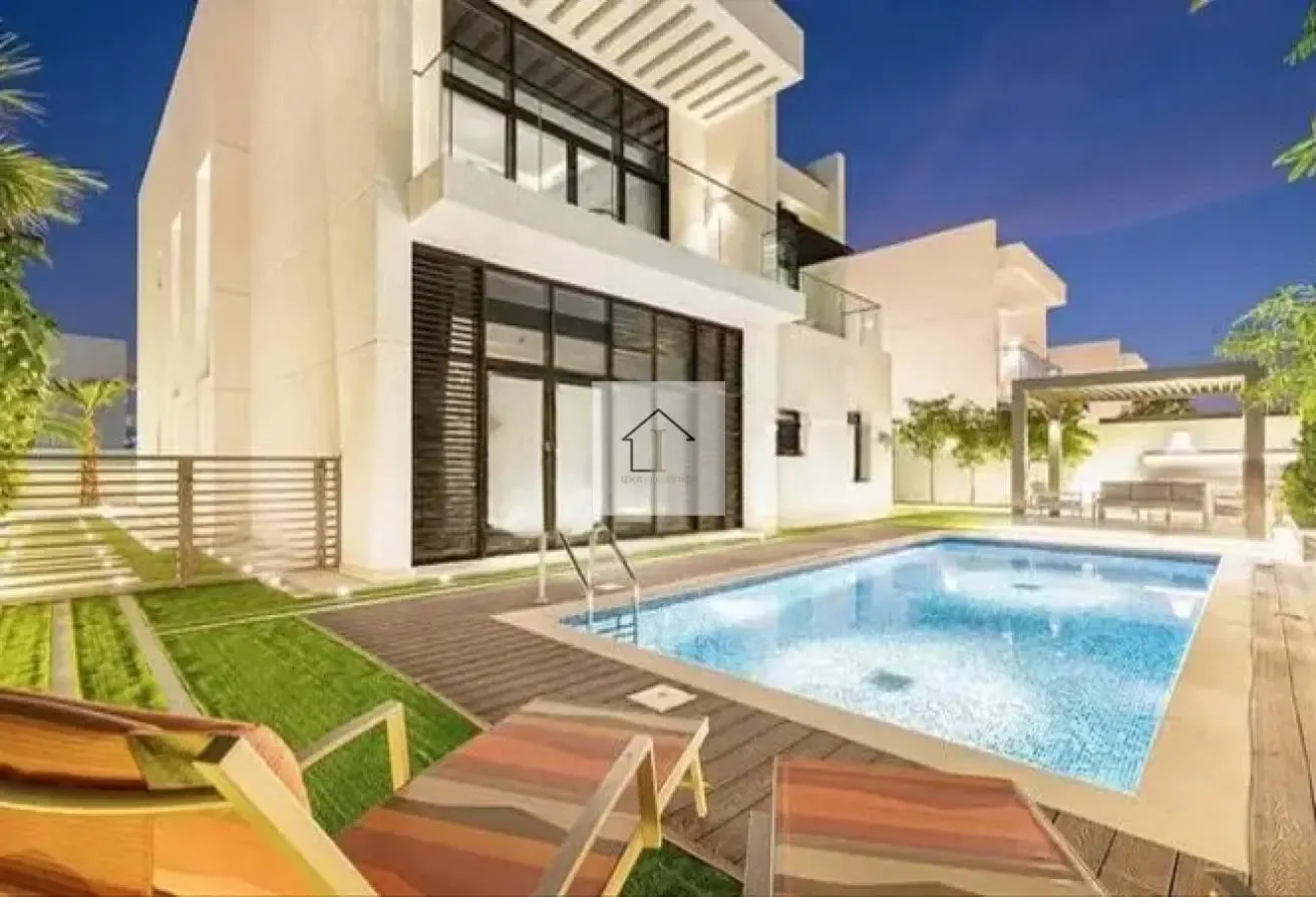 PRIVATE POOL / PREMIUM VILLA / OUTDOOR LOUNGE