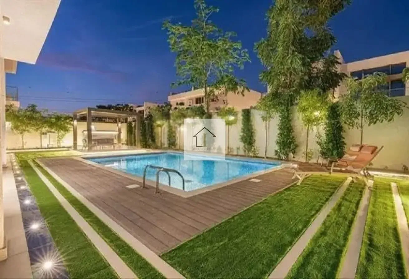 PRIVATE POOL / PREMIUM VILLA / OUTDOOR LOUNGE