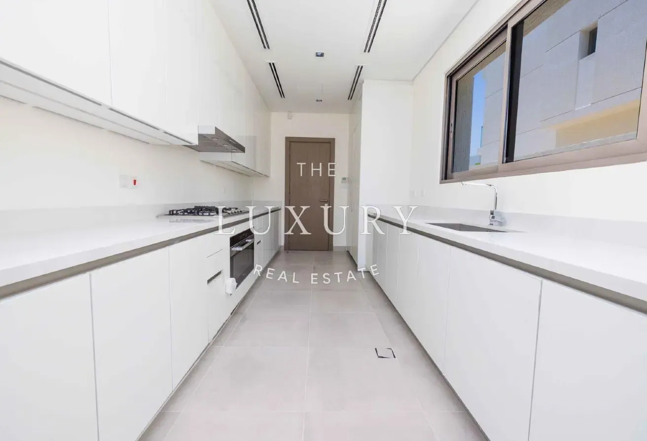 BRAND NEW VILLA | 5BR PLUS MAIDS | FULLY FURNISHED