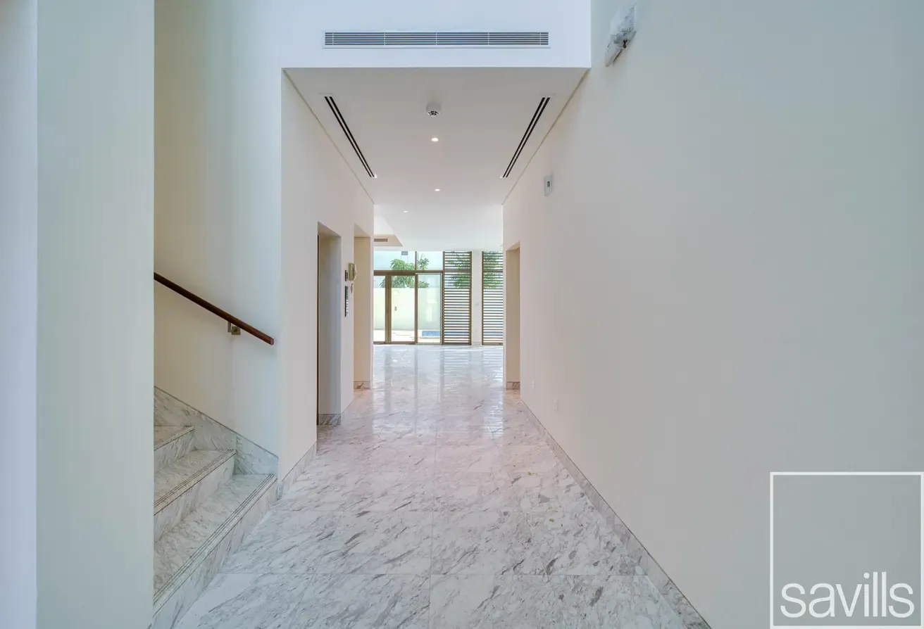 Luxurious Villa | Private Pool | Fully Furnished