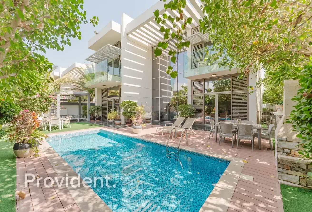 Contemporary Villa | Corner Plot | Prime Location