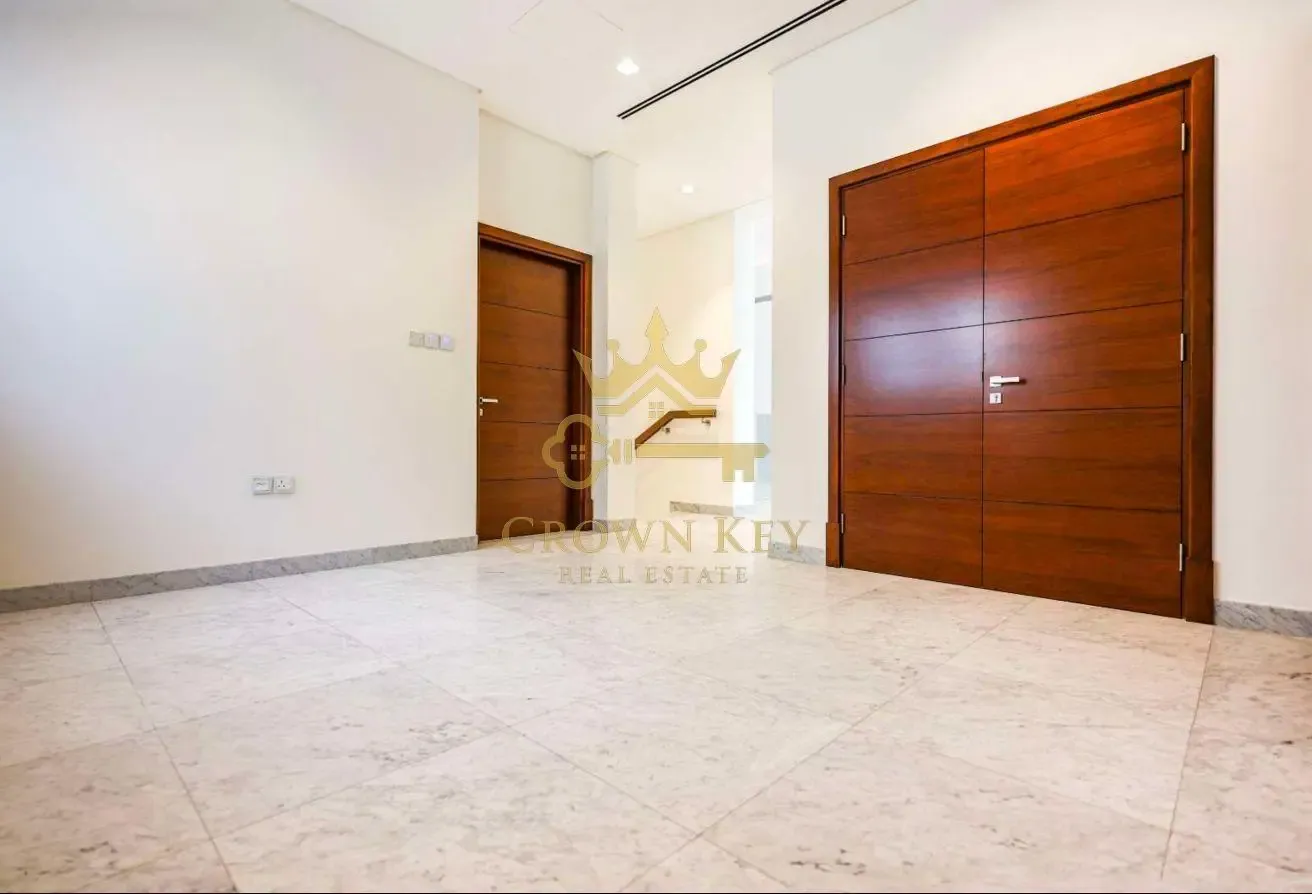 5BR Villa | District One P1 | Furnished | Lagoon