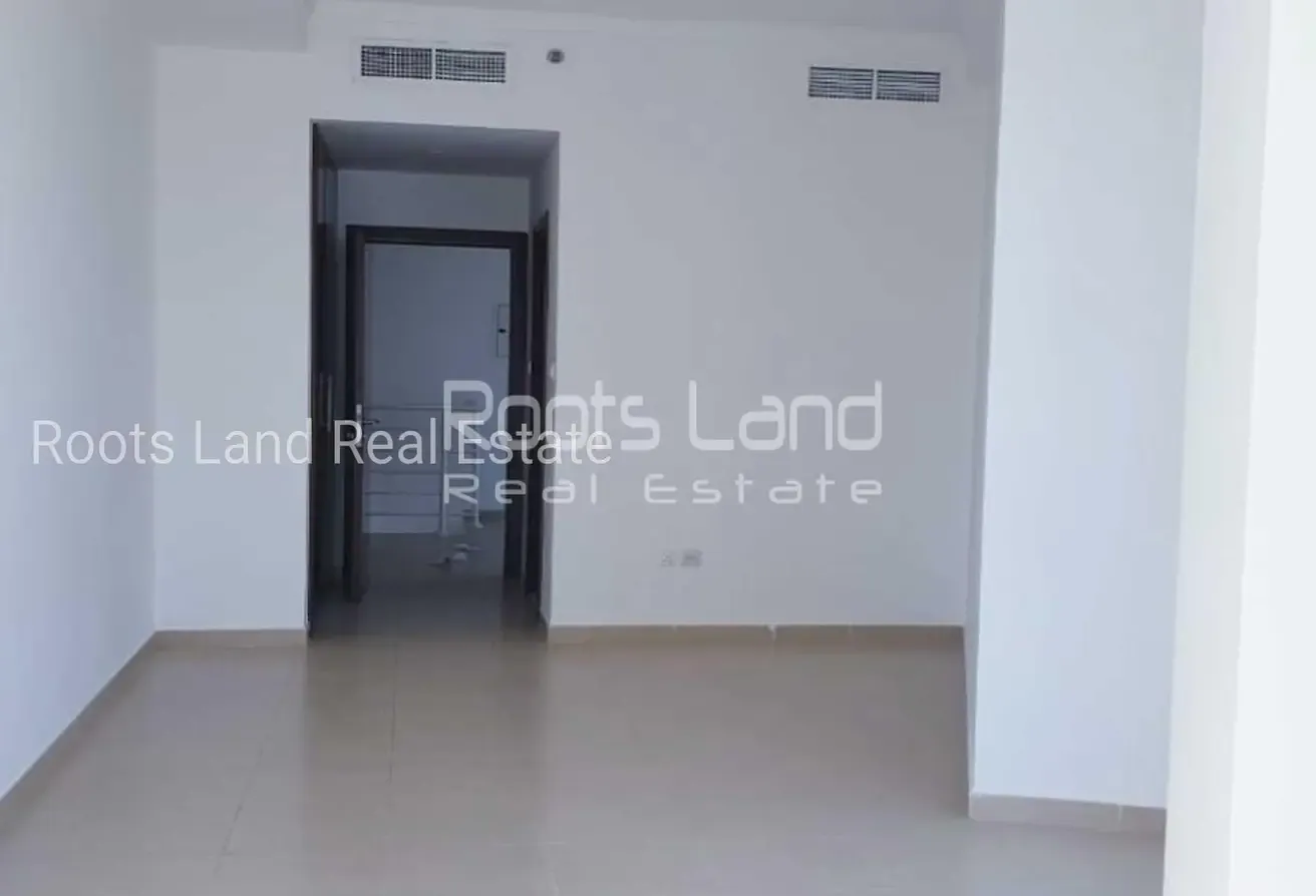Duplex 2 BR and High Floor | Near Metro And Marina